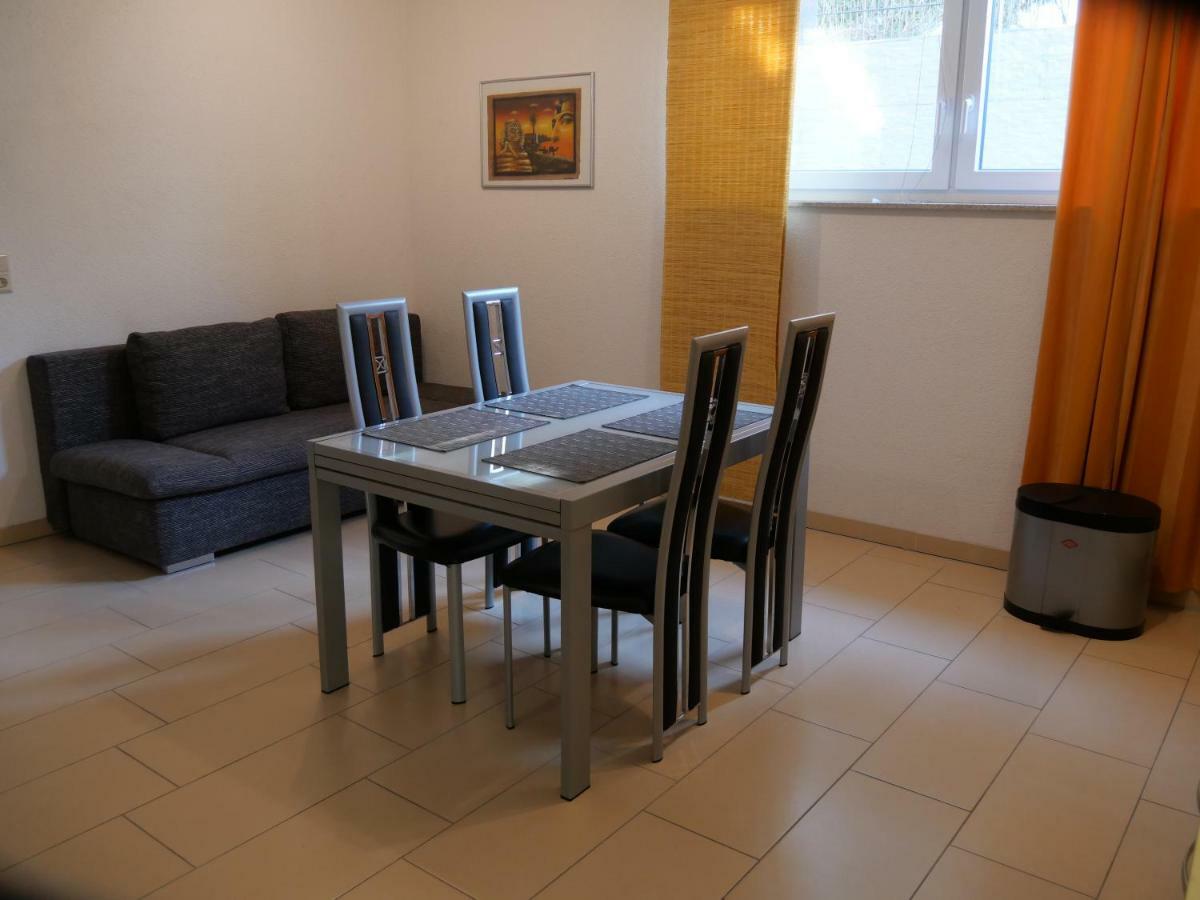 Apartment Falvig Inkl. Kueche Bad Schonborn Exteriér fotografie